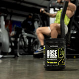 NutraBio base comparación en mano, tamaño y porciones visibles