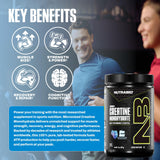 NutraBio batido Blue Razz servido en vaso tras entrenamiento, mejora la recuperación