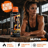 NutraBio shot en mano para comparar tamaño y facilidad de uso portátil