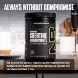 NutraBio creatina en uso durante entrenamiento en gimnasio