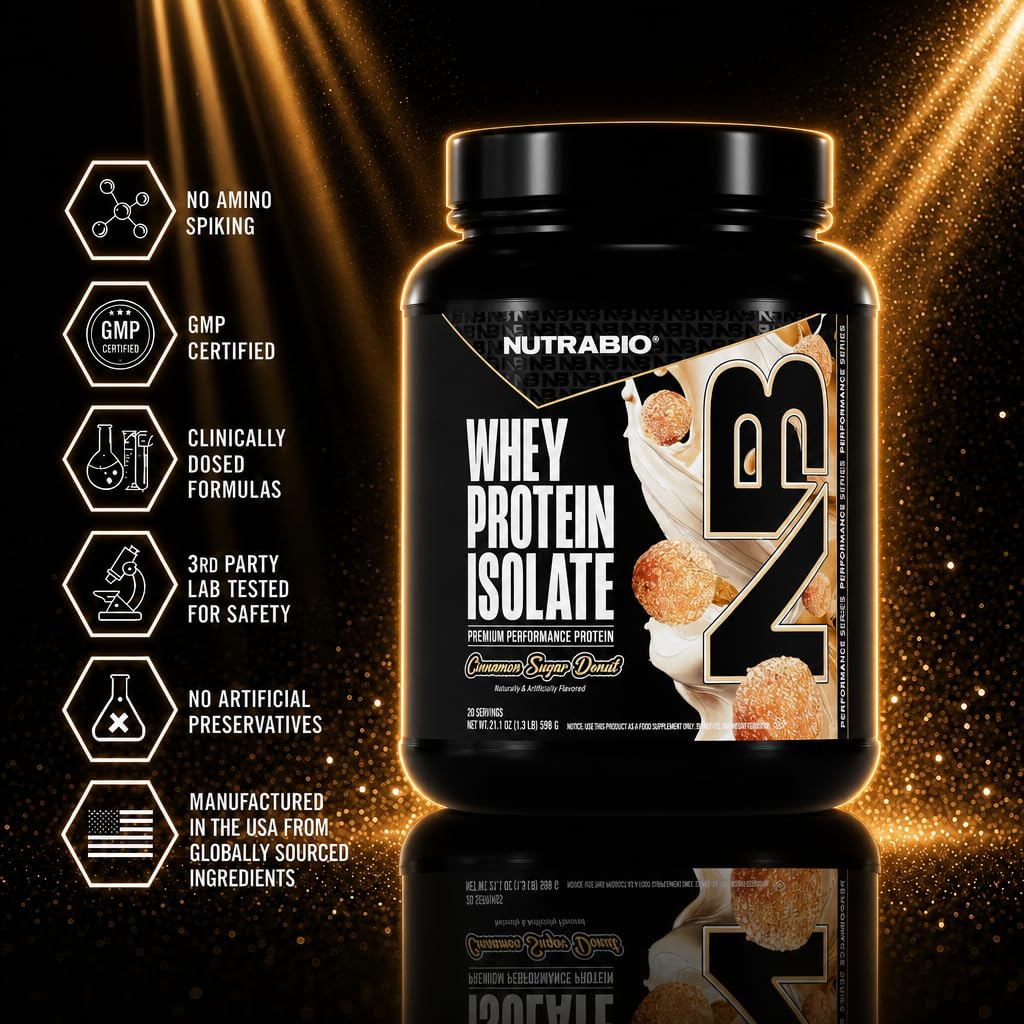 NutraBio estilo de vida en gimnasio con botella para consumo post-entrenamiento
