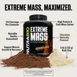 Cuchara con porción de NutraBio Extreme Mass mostrando cantidad por servicio