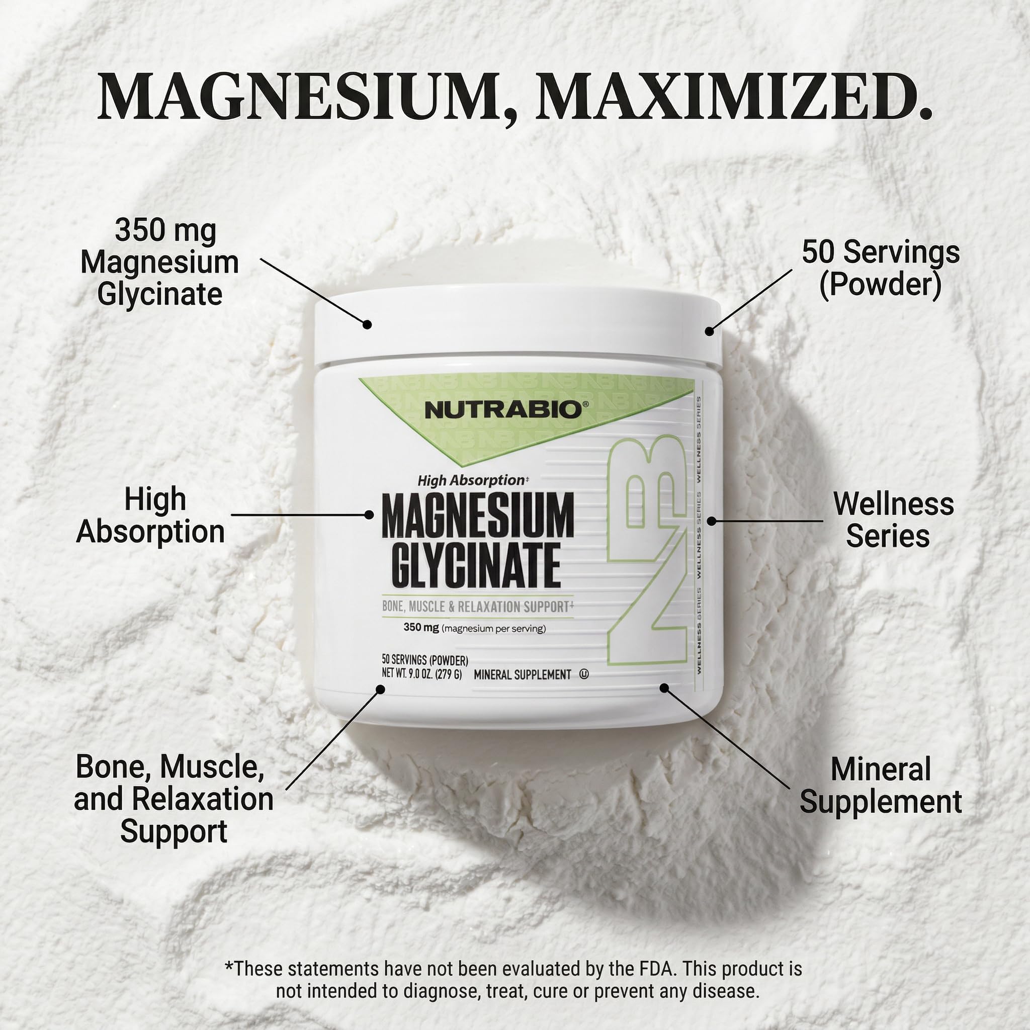 Vaso con bebida mezclada con NutraBio mostrando disolución completa