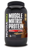 NutraBio envase frontal mostrando Muscle Matrix y beneficio de 25 g proteína