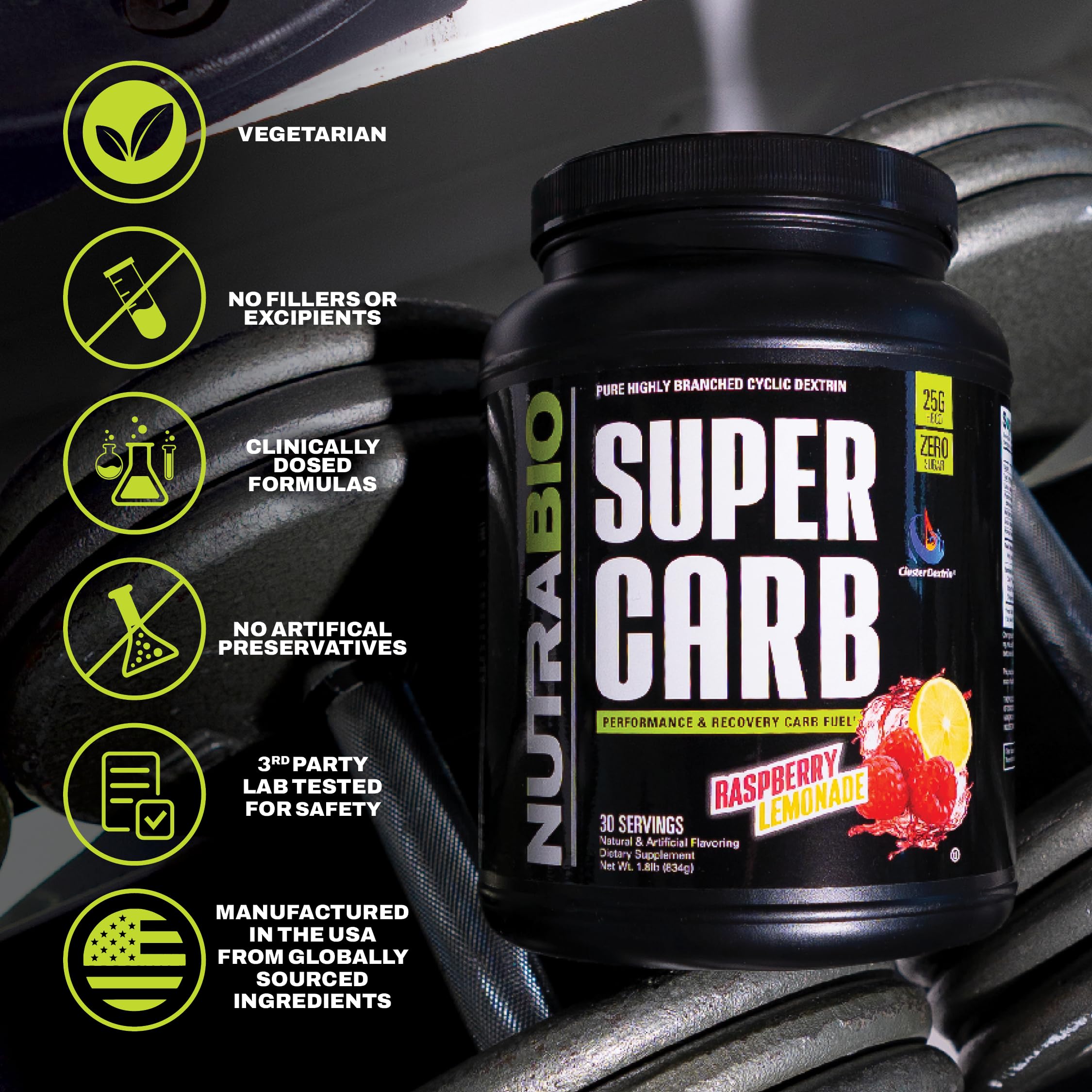 NutraBio Super Carb mezclado en vaso listo para tomar, aporta energía sostenida