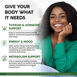 NUTRAHARMONY cápsulas vista cercana destacando textura y pureza vegana