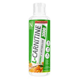 NutraKey botella junto a mancuernas ilustrando uso en rutinas de ejercicio