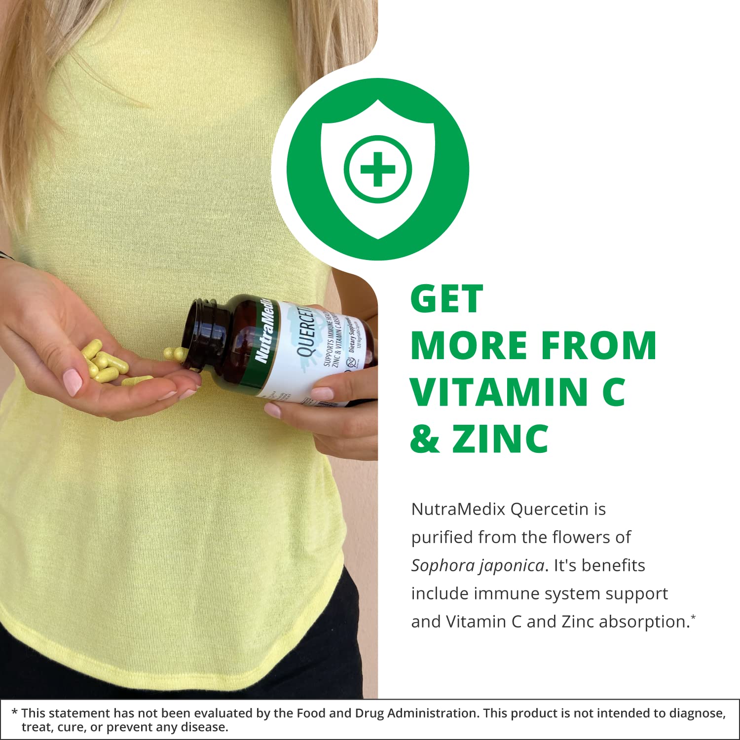 NutraMedix cápsulas en mano para visualizar tamaño y dosificación