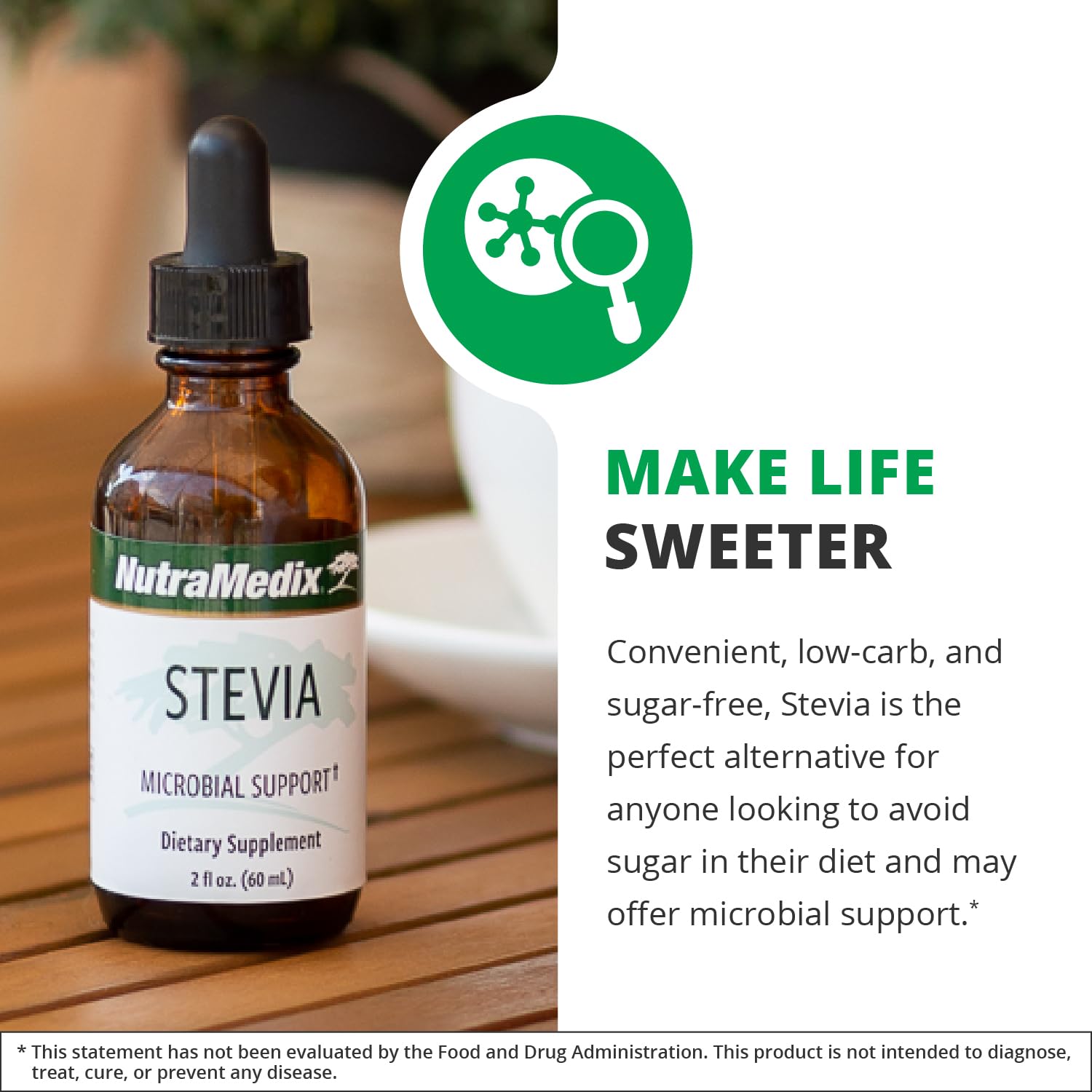NutraMedix stevia vertida en taza de té, beneficio de disolución sin residuos