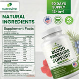 Nutravive etiqueta con lista de ingredientes visible y transparente