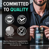 Nutrex Research BURN30 en manos durante un desayuno equilibrado mostrando integración diaria