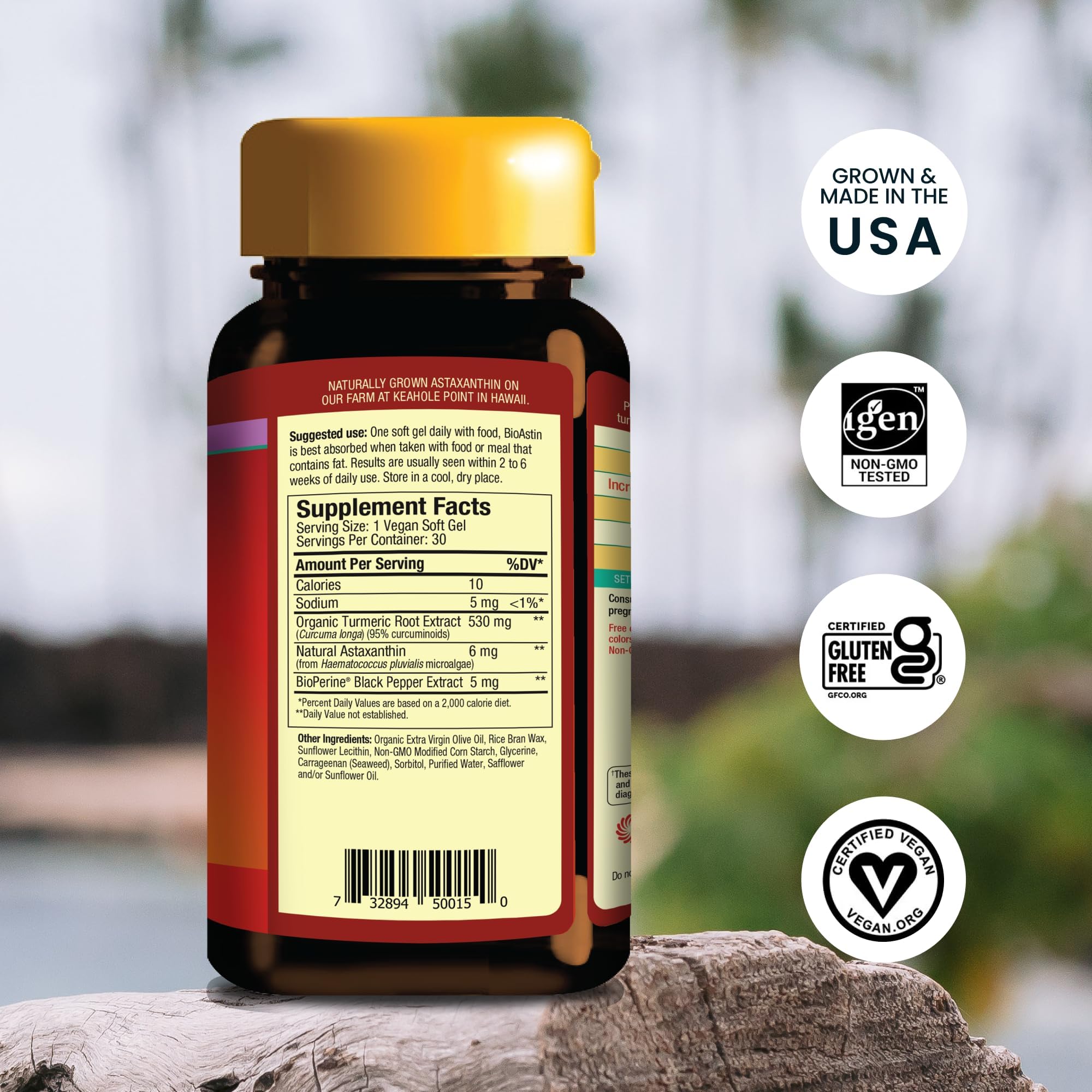 Nutrex Hawaii primer plano de una cápsula blanda vegana para fácil ingestión