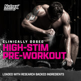 Nutrex OUTLIFT polvo en cuchara resaltando textura y mezcla fácil