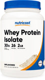 Nutricost envase frontal mostrando etiqueta y cantidad 2LBS, claridad de información