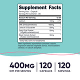 Nutricost cápsula en primer plano mostrando textura y tamaño, fácil ingestión