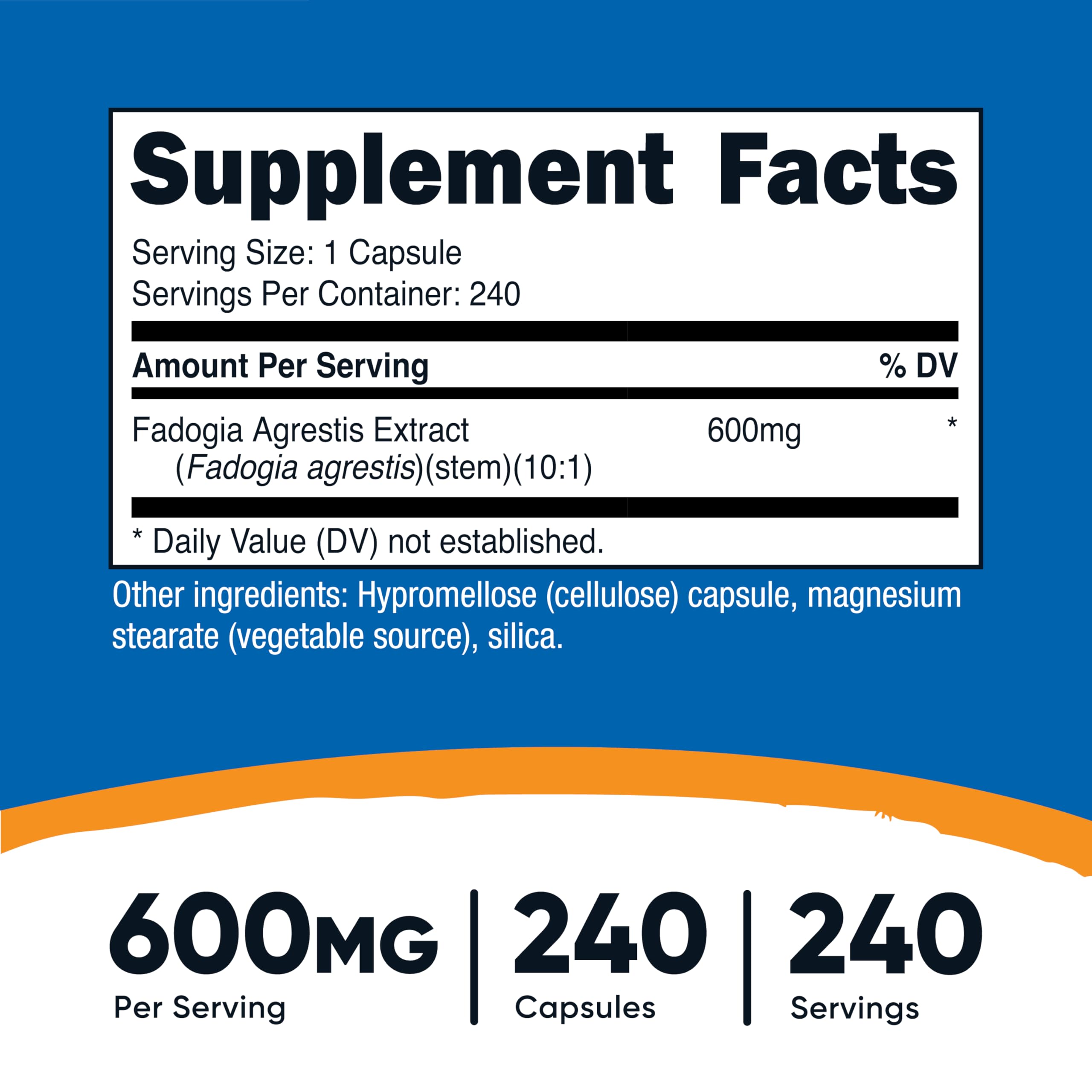 Nutricost cápsula en primer plano que muestra textura y calidad de encapsulado