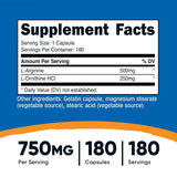 Nutricost detalle de etiqueta con ingredientes y certificaciones visibles