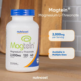 Nutricost persona sosteniendo cápsulas para mostrar uso diario práctico