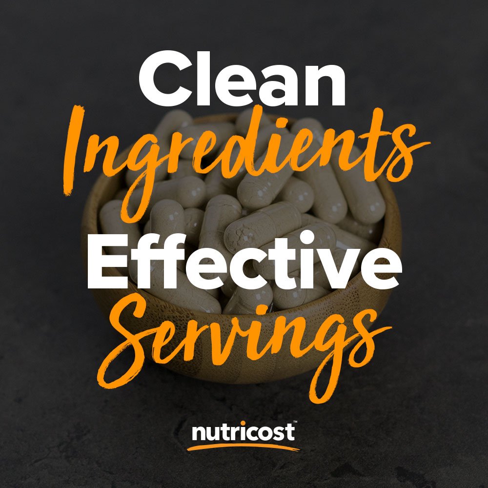 Nutricost escena de estilo de vida con cápsulas en mesa para conveniencia