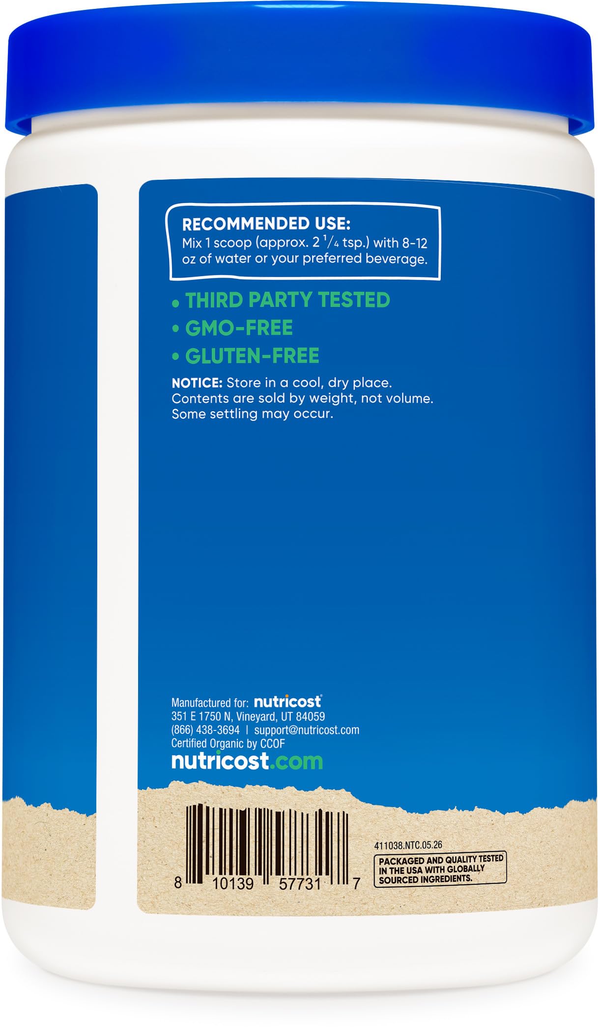 Nutricost envase junto a una mano para comparar tamaño y porciones