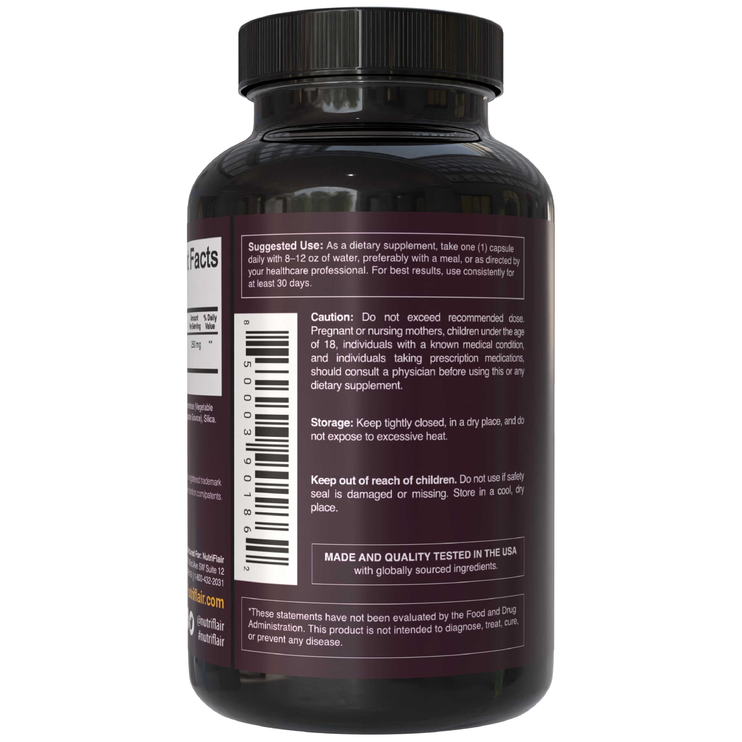 NutriFlair cápsulas en mano demostrando porción y uso diario cómodo