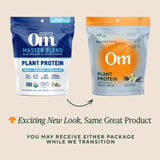 OM MUSHROOM SUPERFOOD bolsa abierta con polvo visible y porciones listas