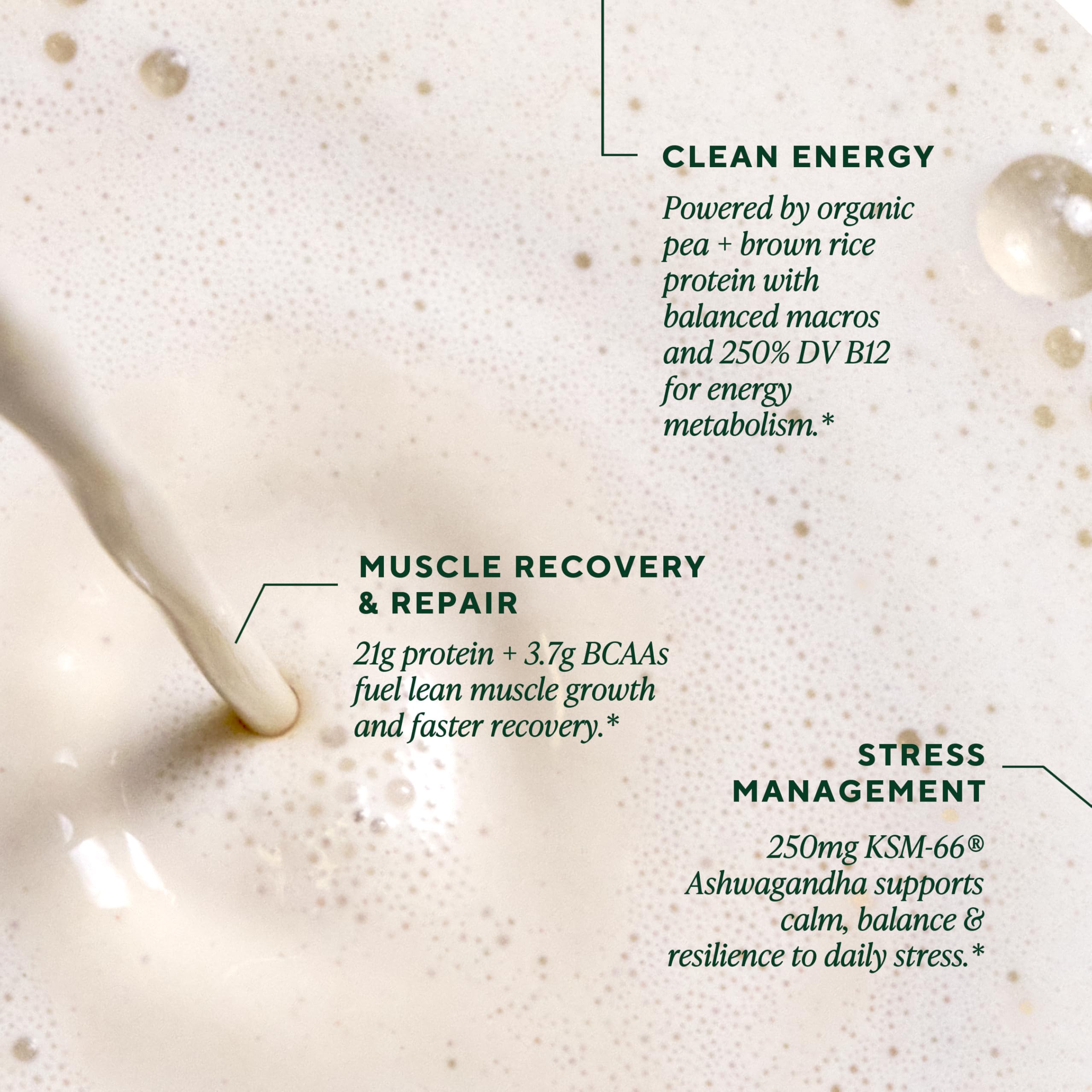 OM MUSHROOM SUPERFOOD batido de vainilla servido en vaso para energía post-entreno
