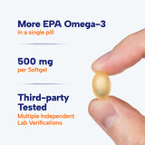 OmegaVia EPA 500 cápsula en primer plano mostrando recubrimiento entérico beneficioso