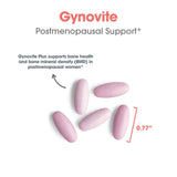 Optimox Gynovite Plus persona tomando cápsula para integrar en rutina