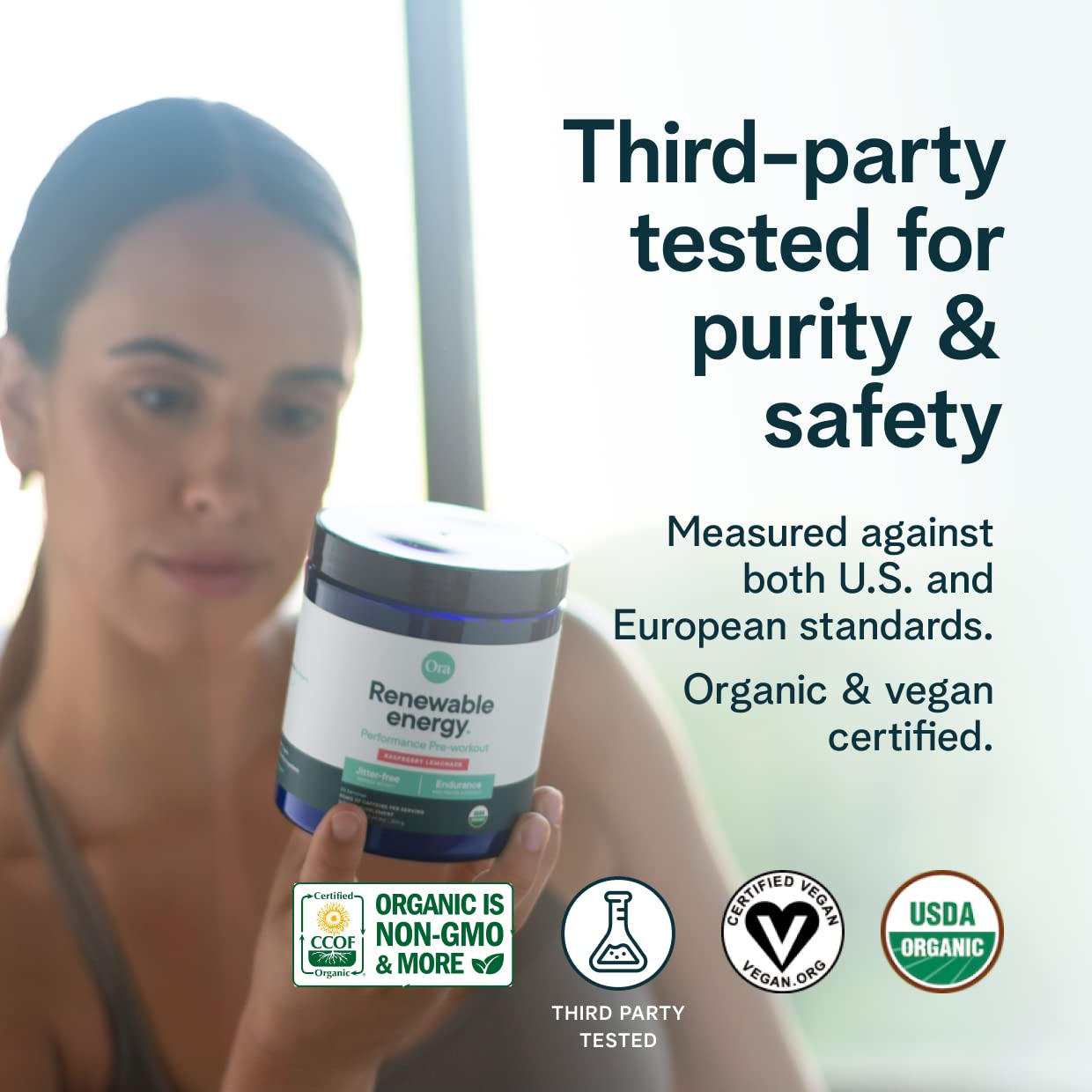 Ora Organic cucharada medidora con polvo lista para mezclar