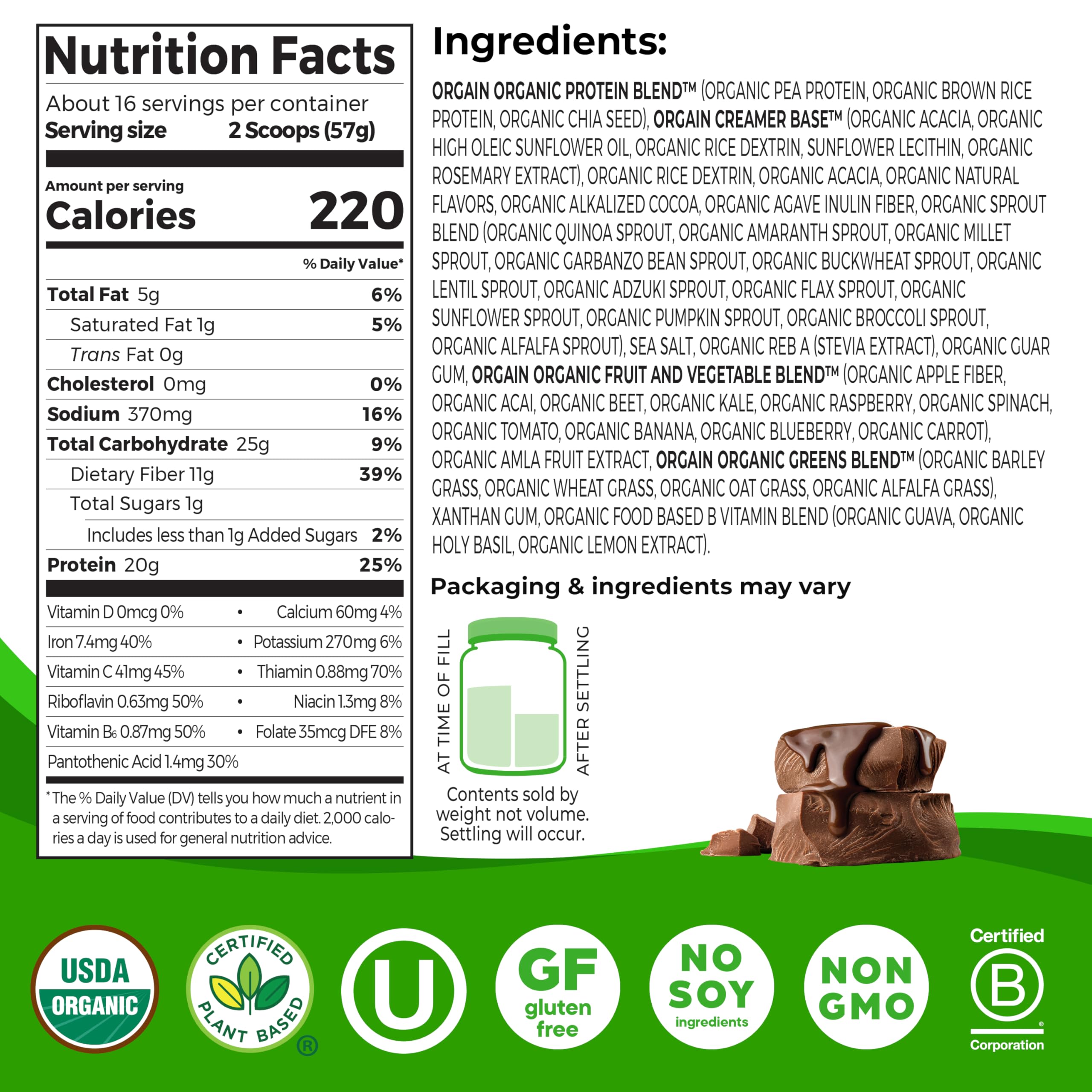 Orgain cuchara con polvo cremoso de chocolate y textura apetitosa rica en proteína
