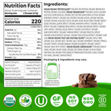 Orgain cuchara con polvo cremoso de chocolate y textura apetitosa rica en proteína