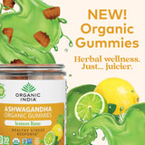ORGANIC INDIA primer plano de textura de gomita que evidencia suavidad masticable