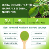 Organic Veda moringa mezclada en batido que aporta nutrientes rápidamente
