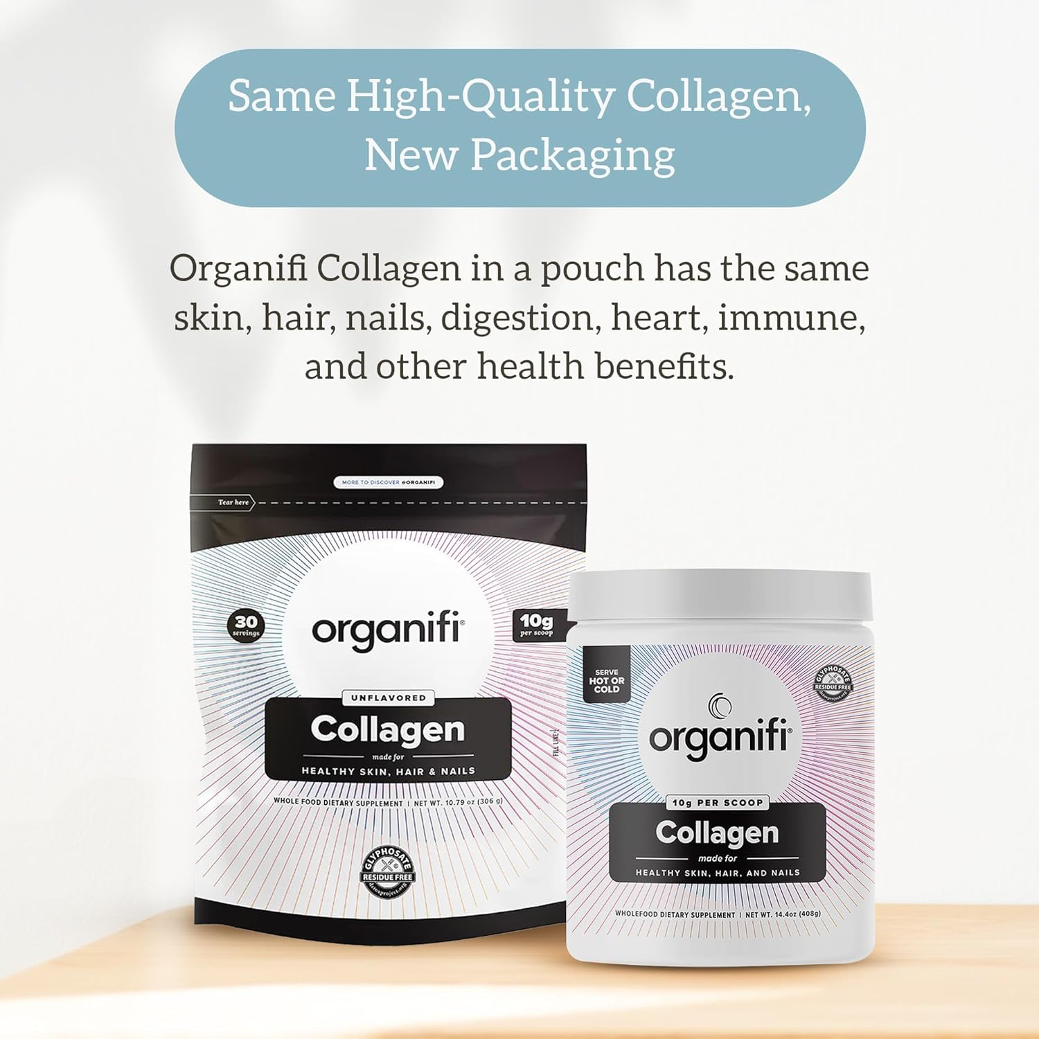 Cucharada de Organifi Collagen vertiéndose en bebida para fácil uso diario