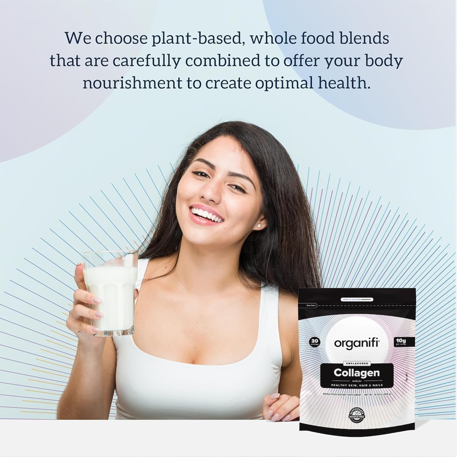 Batido preparado con Organifi Collagen en un entorno de desayuno saludable