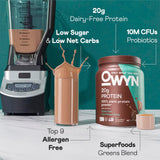 OWYN batido de chocolate servido en vaso, aporte proteico práctico