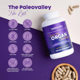 Paleovalley polvo añadido a una sopa para enriquecer el plato