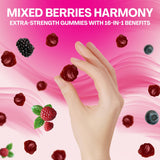 Parrox gomitas sobre fondo de frutos rojos destacando sabor mixto y atractivo