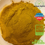Pat's Herbals polvo añadido a un batido natural listo para consumir