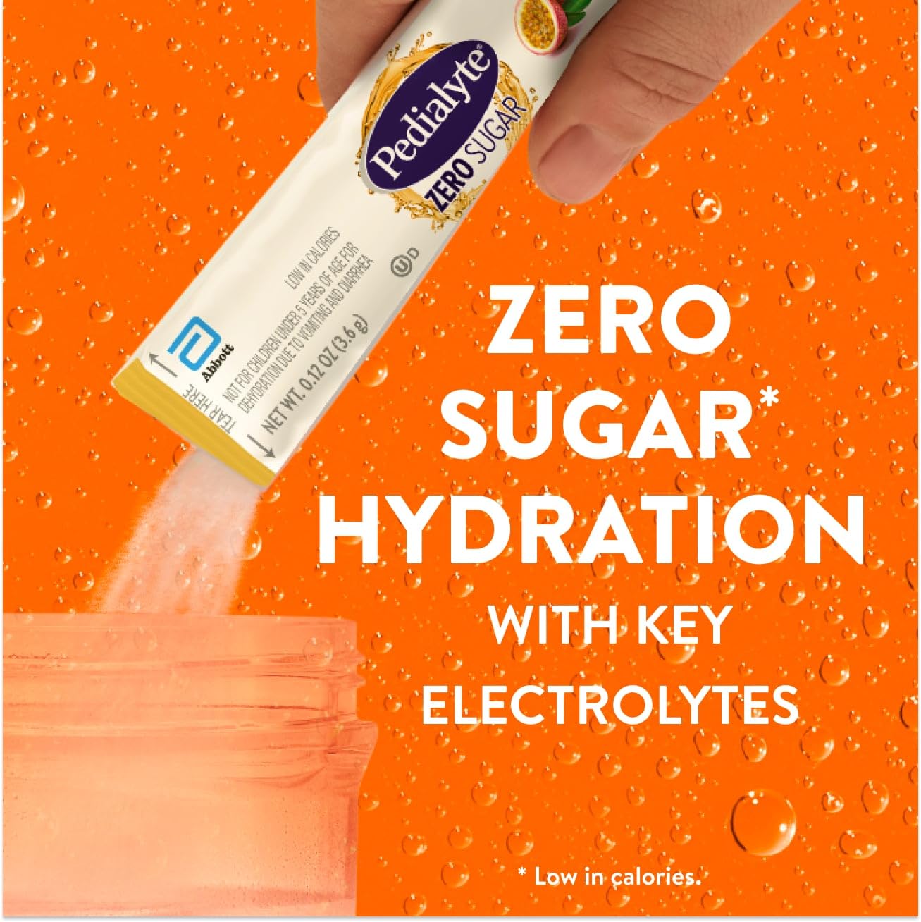Pedialyte sobre abierto con polvo visible que indica mezcla sin azúcares