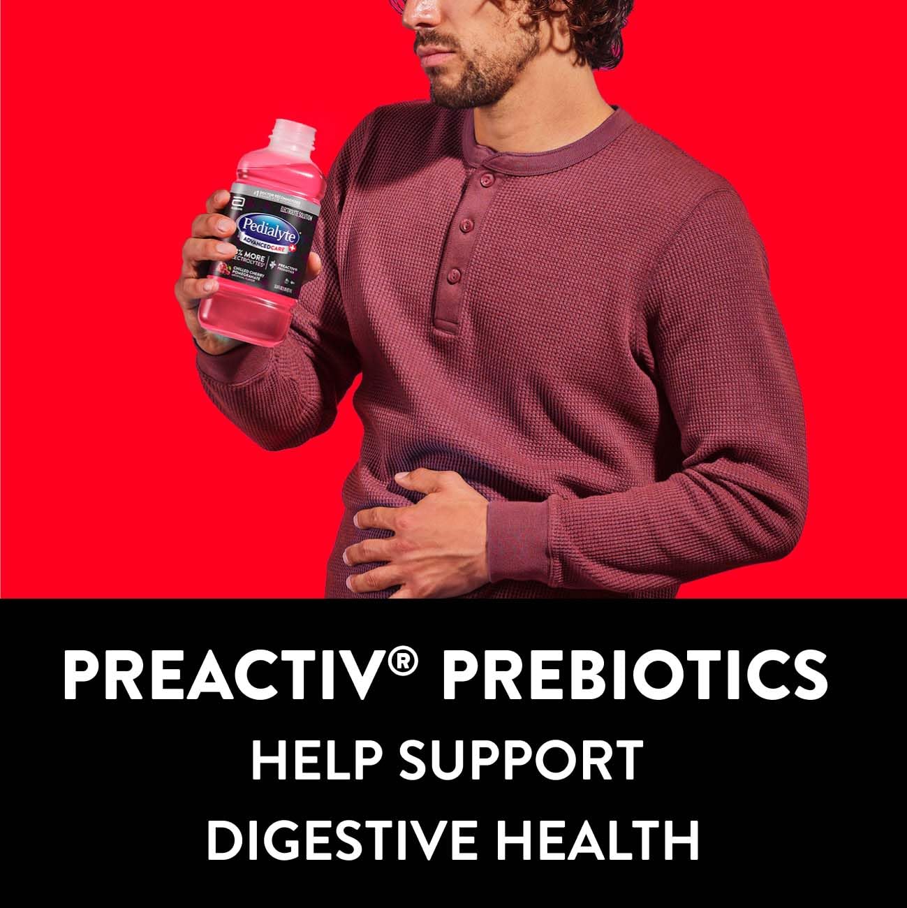 Atleta bebiendo Pedialyte tras entrenamiento para rápida reposición