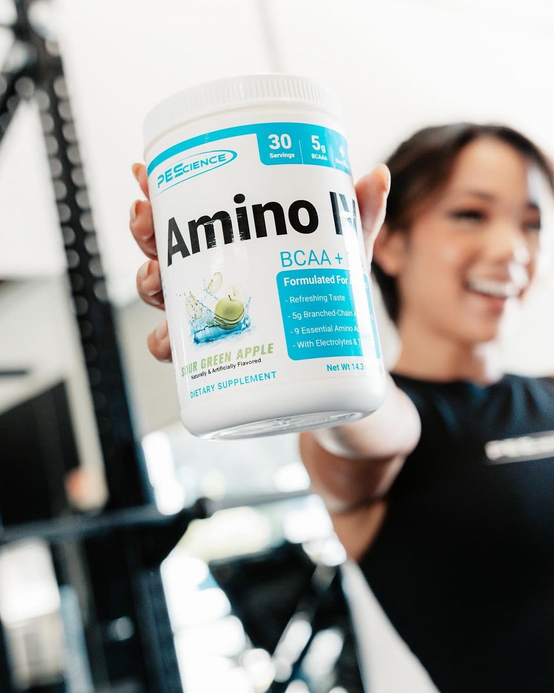 PEScience Amino IV etiqueta de ingredientes destacando BCAA, EAA y magnesio