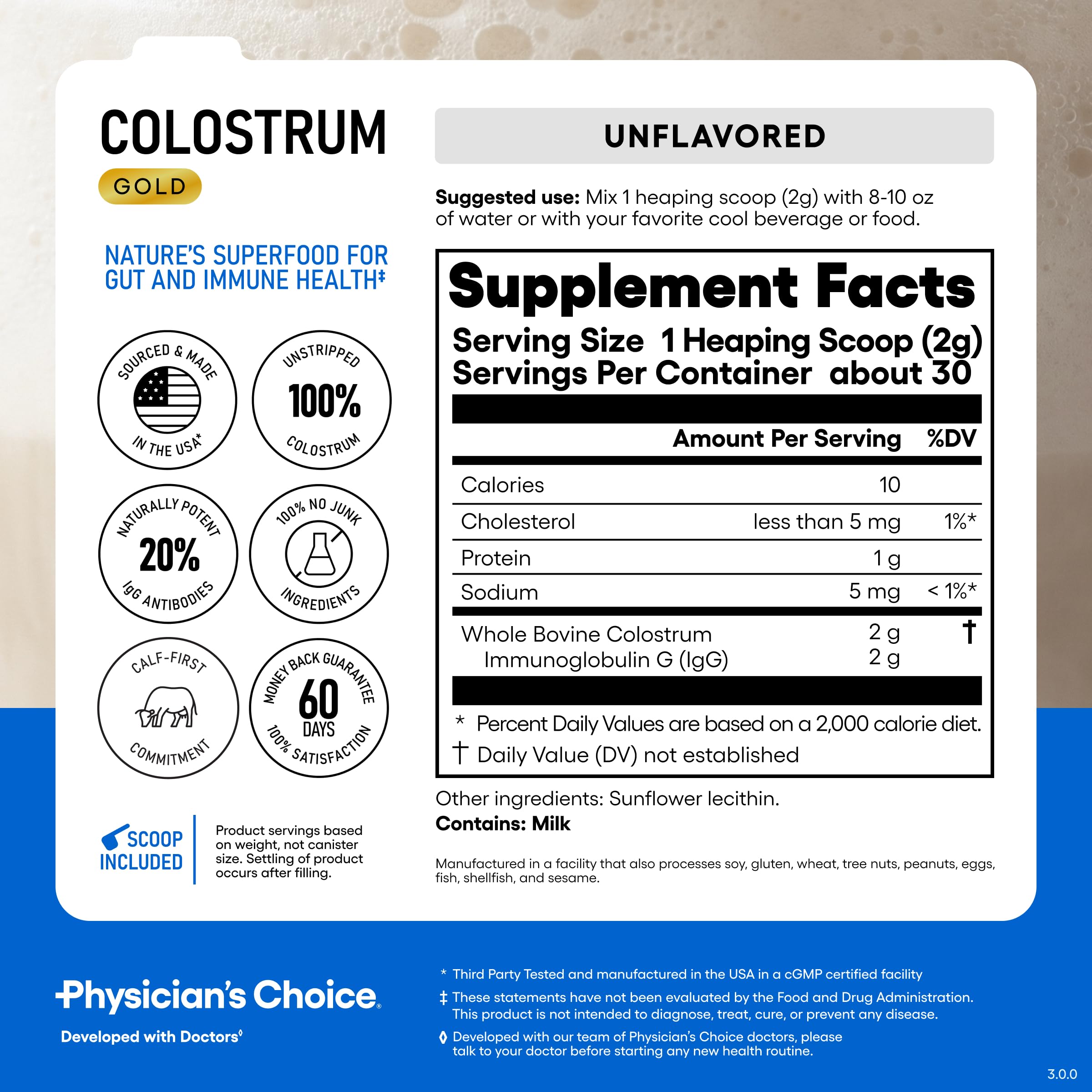 Physician's CHOICE batido con colostro listo en contexto de desayuno saludable