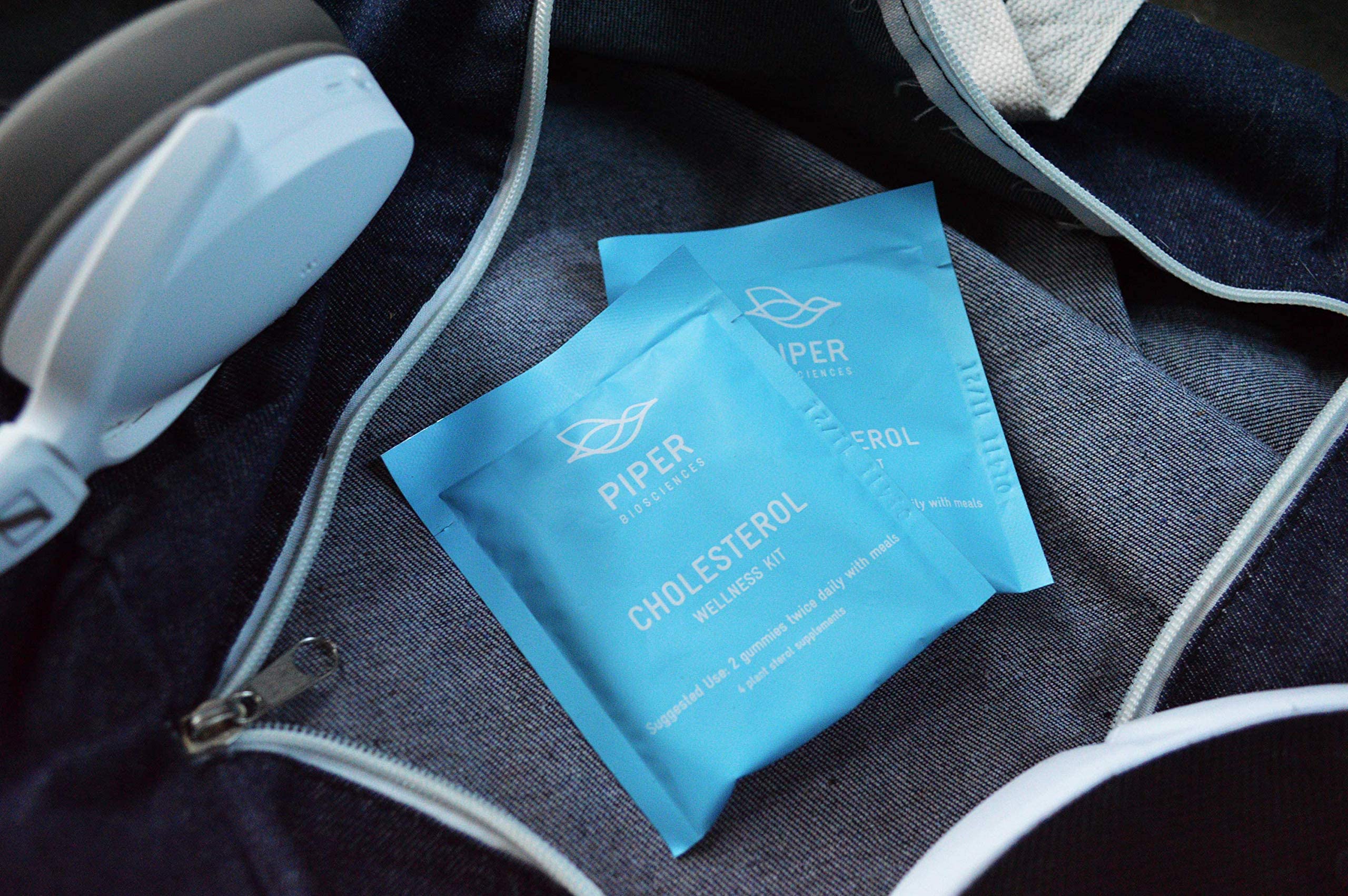 Piper Biosciences estilo de vida con bolsitas en bolso para consumo en movimiento