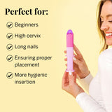Pixie Cup aplicador junto a regla para comparar tamaño y escala