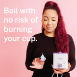 Pixie Cup en uso con copa dentro, esteriliza en tres minutos