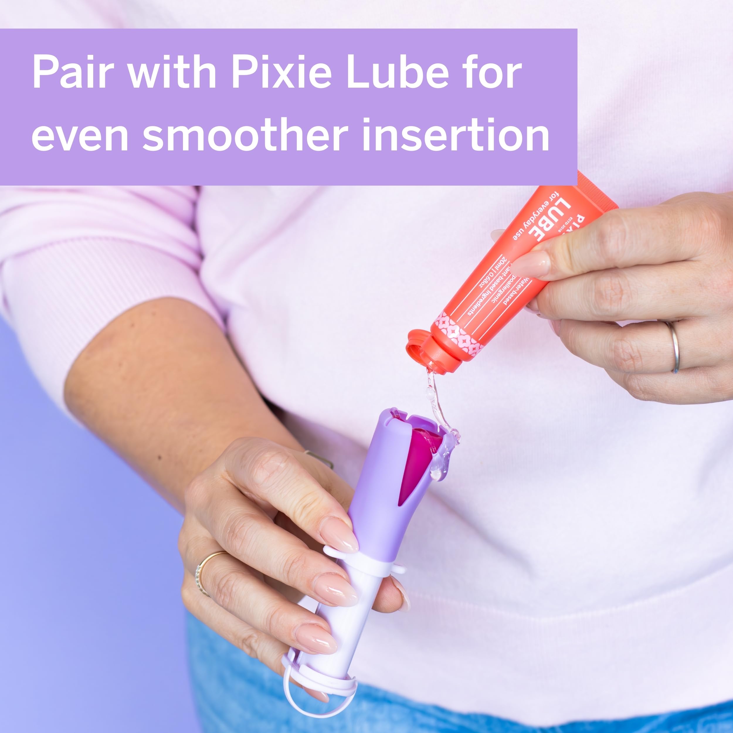 Pixie aplicador sobre certificado de materiales que resalta seguridad