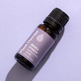 Plant Therapy ingredientes botánicos secos (lavanda, manzanilla) resaltando origen natural