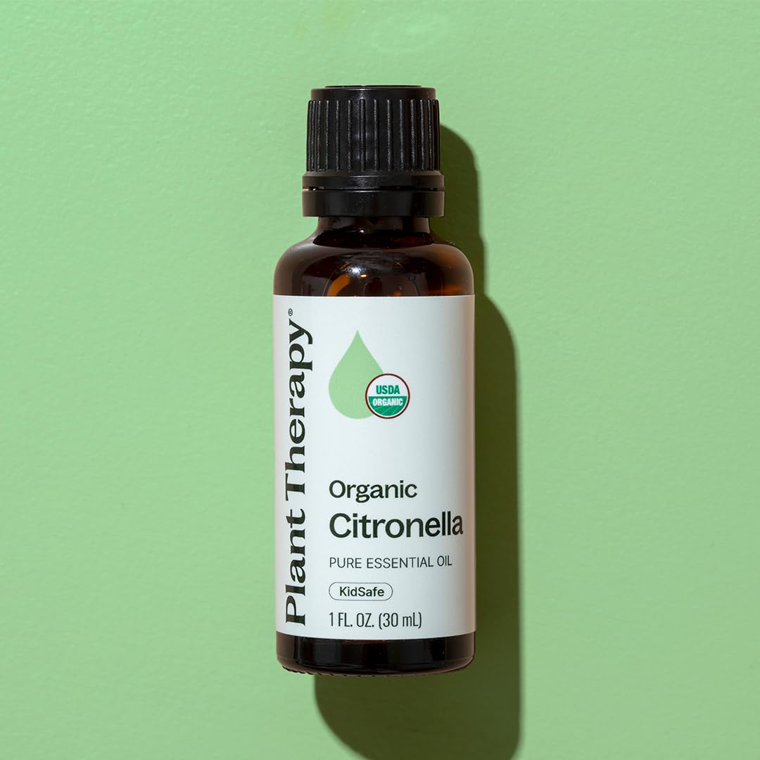 Plant Therapy mezcla de citronela usada en velas DIY aportando aroma natural a la casa